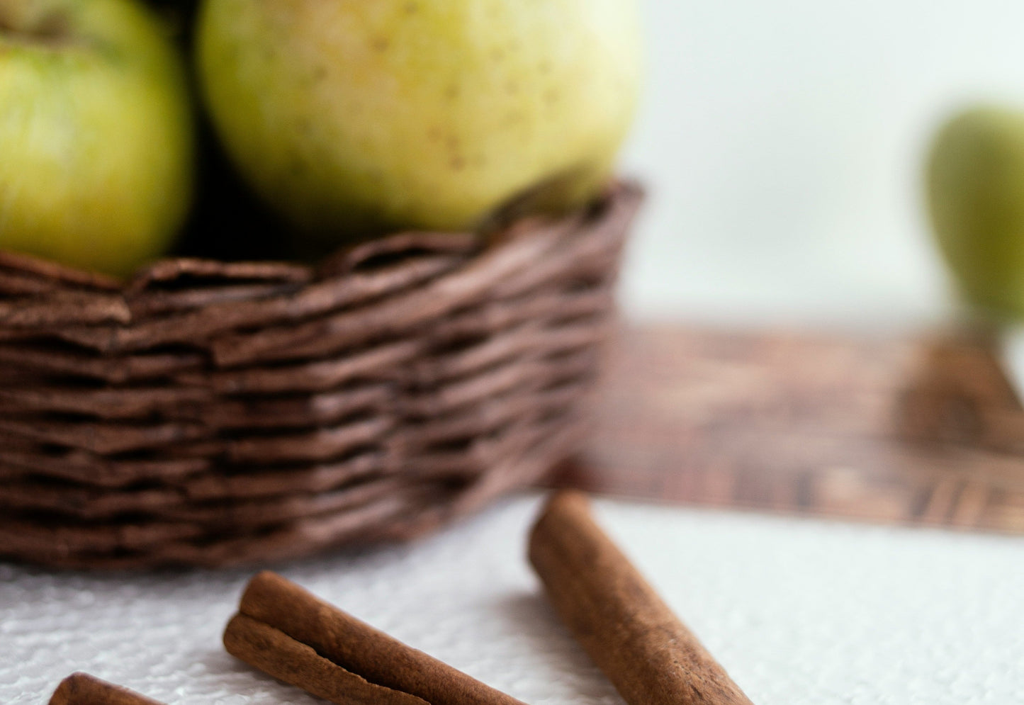 Cinnamon Pear Dark Balsamic Vinegar